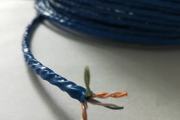 | câble-câble téflon-câble Quelles sont les exigences pour les fils spéciaux et les câbles | conception de câbles spéciaux personnalisés