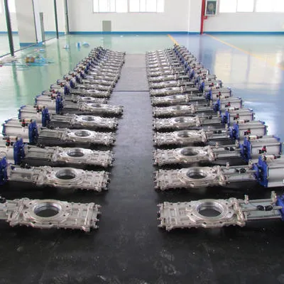What is a through conduit gate valve
