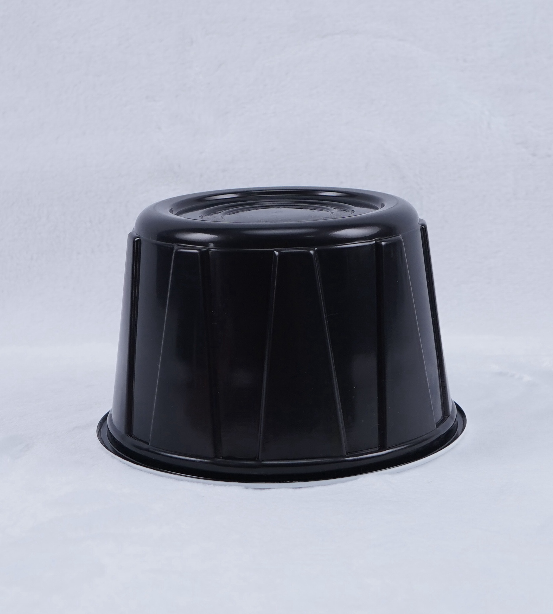 A Caterer's Dream: Embrace the Versatility of Disposable Plastic Bowls