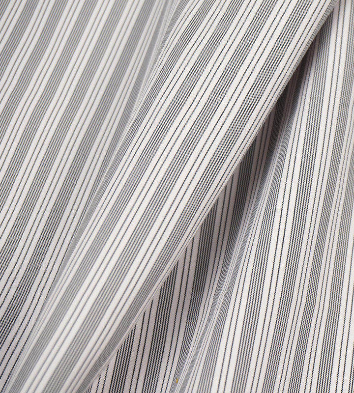 Custom Shirting Fabric: Bespoke and Made-to-Measure Services