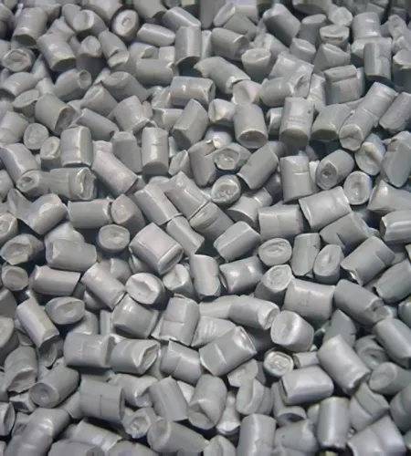The Advantages of Using Recycled HDPE Granules in Manufacturing