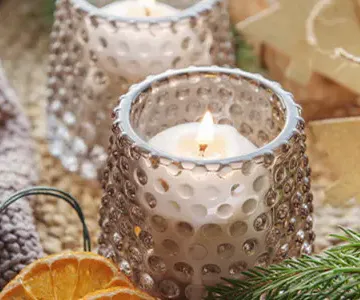 What is the significance of the appearance of candle jars？
