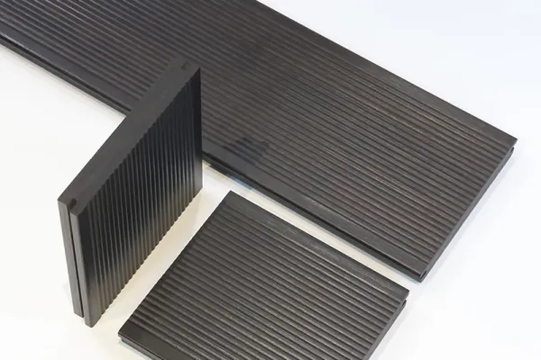 Exploring the Benefits of BAMBOOHOOD Bamboo Decking for Sustainable Outdoor Spaces