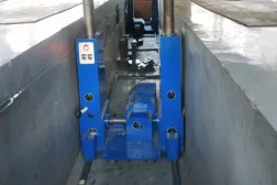 Motor vehicle trench lift introduction