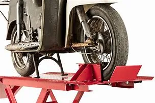 motorcycle lift | How to prepare your motorcycle for winter storage using the motorcycle lift