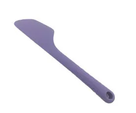Precautions for the use of silicone spatula: