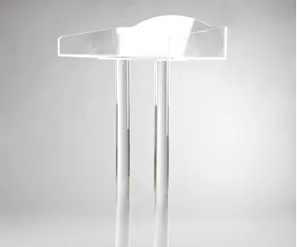 ELAN Revolutionizes Professional Presentations with Premium Acrylic Podium Design