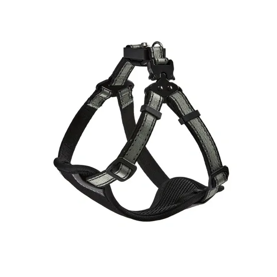 Magnetic Dog Harness Manufacturing