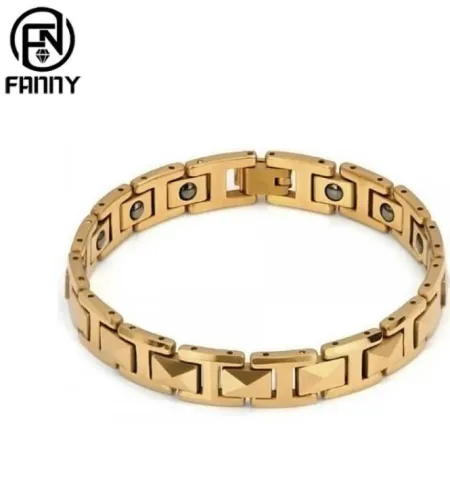 Embrace Uniqueness: Custom Fashion Jewelry Made Just for You