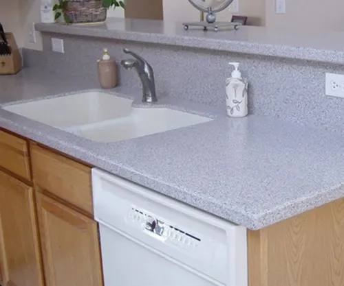 Is it good to use quartz stone for the bathroom countertop in the bathroom?