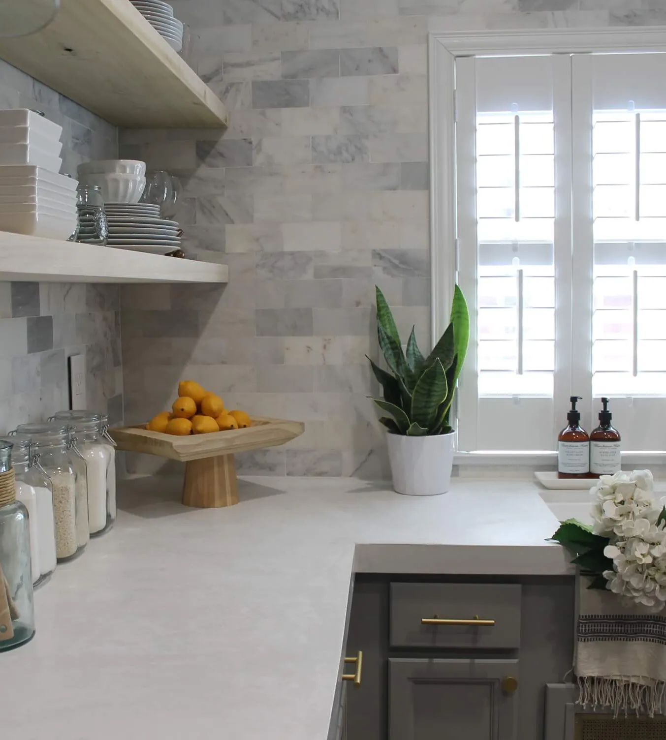 White Countertops | White Quartzite Countertops