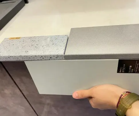 How to deal with stained quartz stone countertops in the kitchen