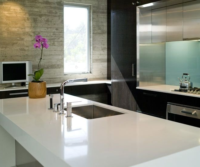 Can I roll the dough on quartz kitchen countertops?
