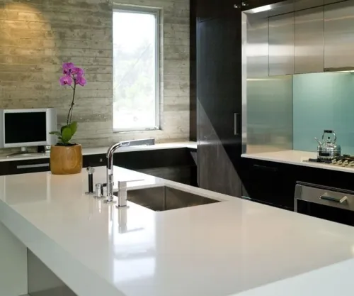 Can I roll the dough on quartz kitchen countertops?