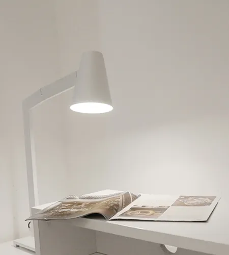 Desk Lamps Manufacturer | Glass Desk Lamps