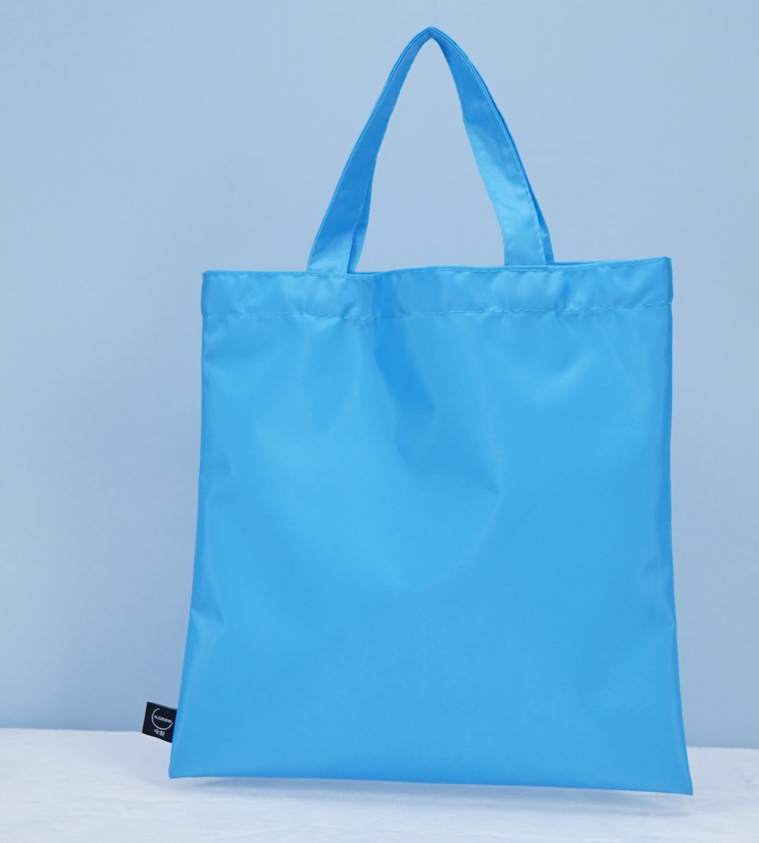 Поднимите свой бренд: продвигайте свой бизнес с помощью изготовленных на заказ нейлоновых полиэфирных сумок