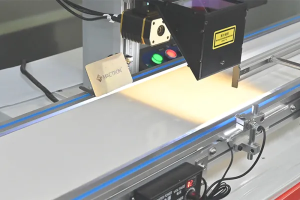 Grabador láser 3D, Cómo aplicar las ventajas de la máquina marcadora láser de fibra.