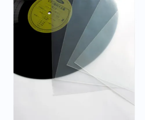 Je třeba mít na paměti nějaké zvláštní okolnosti při dlouhodobém skladování vinylových desek v rukávech?