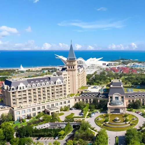 What is custom clubhouse furniture