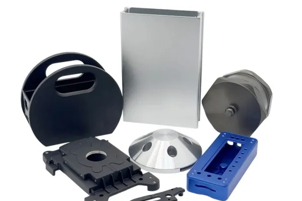 Custom Extrusion Guide: Aluminum & Plastic Extrusion Services