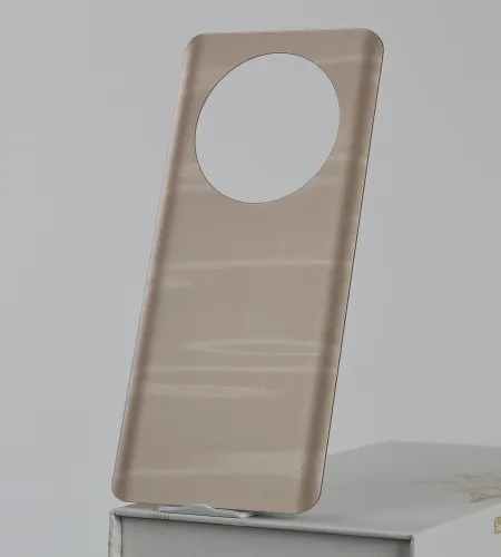 Trust a Professional Back Cover Glass Replacement to Maintain Water Resistance.