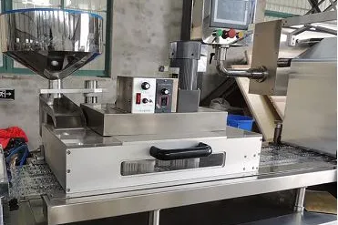 tropical-blister-packing-machine | Use of vacuum pump for blister packaging machine
