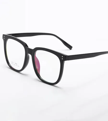 Supply optics glasses for reading with accurate, comfortable magnifying power.