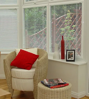 Vinyl blinds: the versatile choice for any room in your home