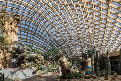太原植物園 -- 特大の屋外日よけキャノピーカーテン