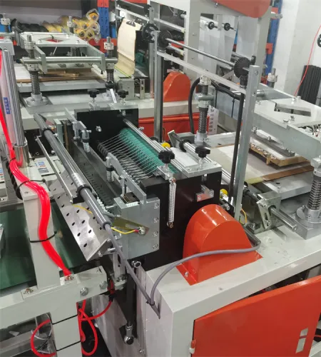 Stroj na výrobu rukavíc | Výroba jednorazového rukavicového stroja