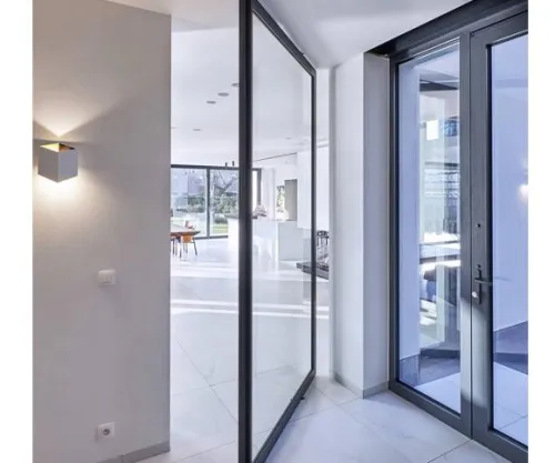 The spring door has the function of automatic closing