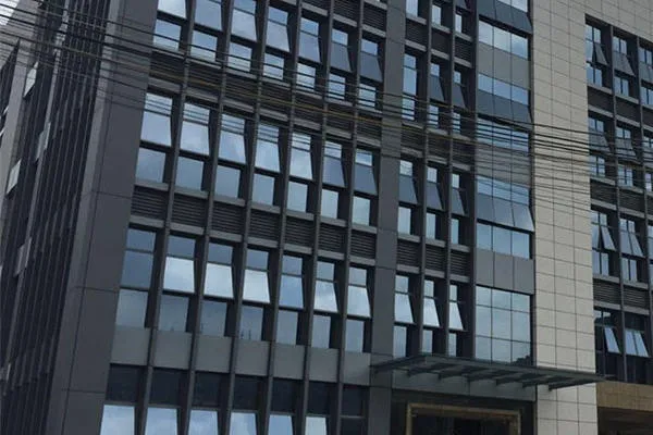 commercial-window|How to choose aluminum alloy doors and windows?
