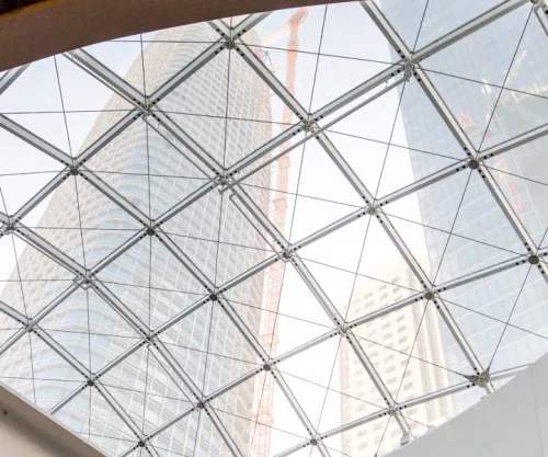 The combination of architectural glass is generally tempered glass and laminated glass.